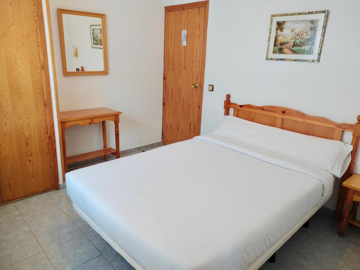 Hostal Pirineos Meliz Bielsa Ngoại thất bức ảnh